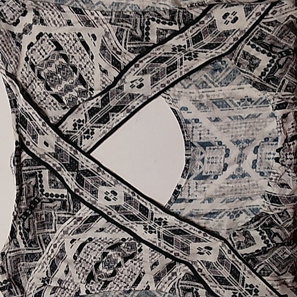 New ☆SPLENDID☆ Brand Boho Taos Geo Boarder Print Sleeveless Flowing Maxi Dress - Picture 11 of 13